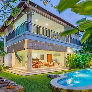 Av Harmony Villa